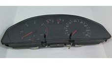 Instrument Cluster AUDI A4 VDO 110008989001